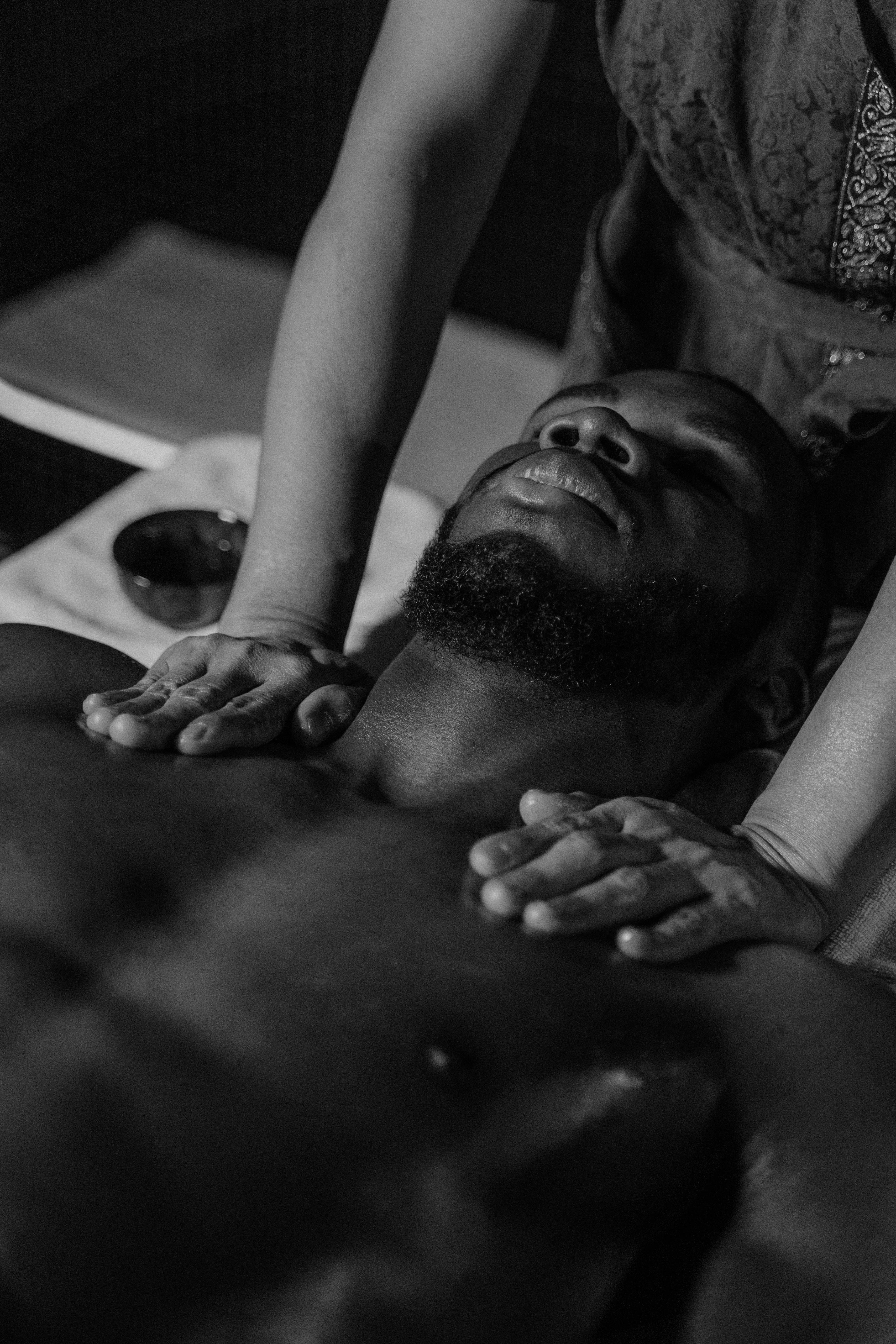 Soothing neck and shoulder massage